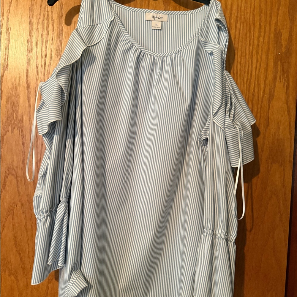 Style & Co. Silver Gray Ruffled Flutter Sleeve Blouse